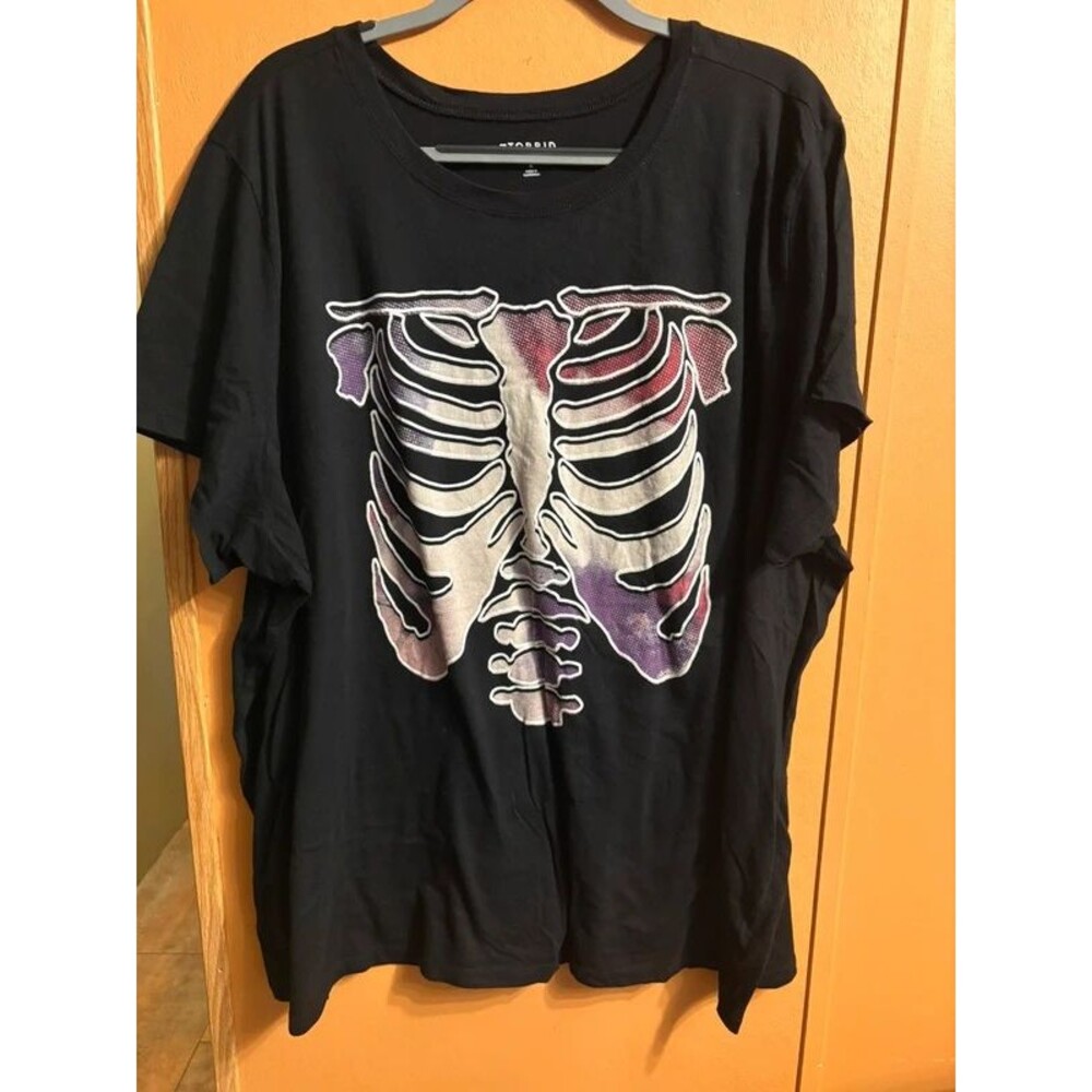 Torrid women’s plus size 4 4xl skull classic fit t shirt tshirt top bones gothic